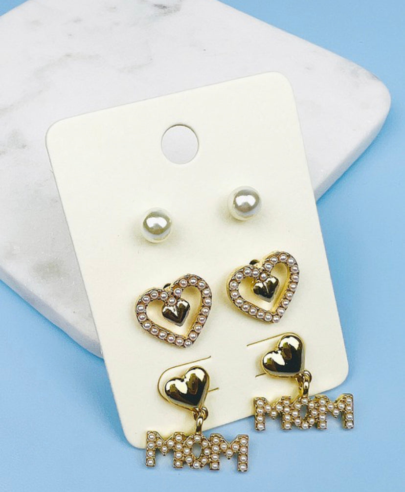 Mom Pearl Earring Set