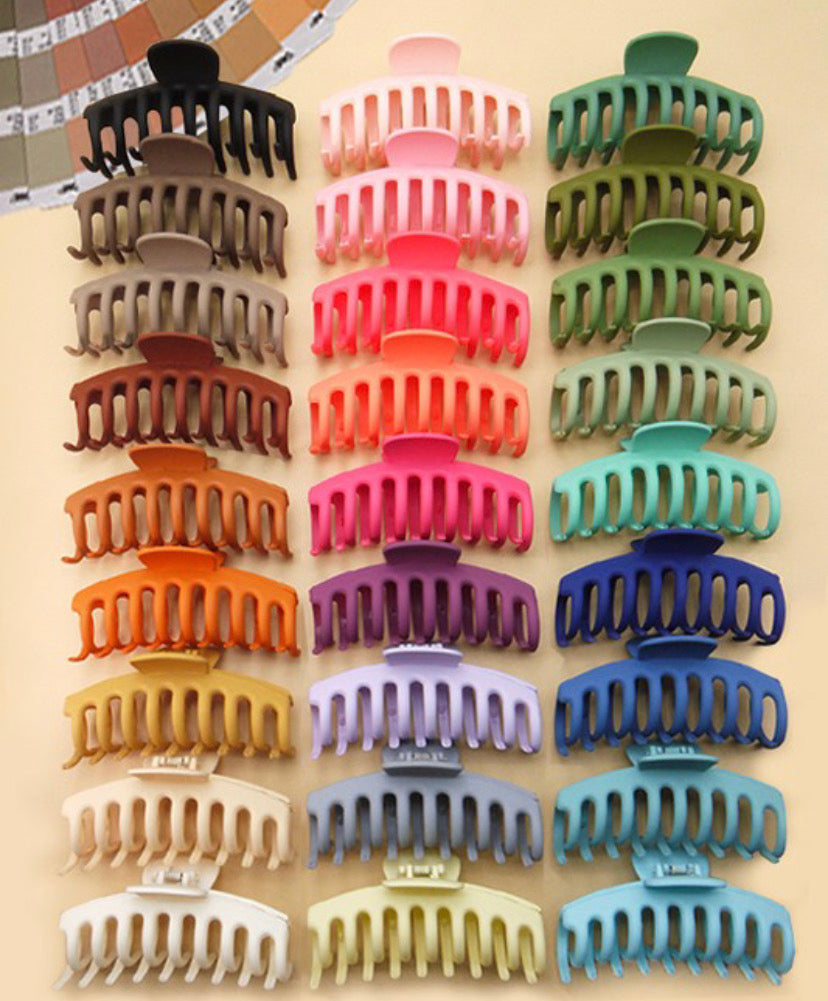 Medium hair clips