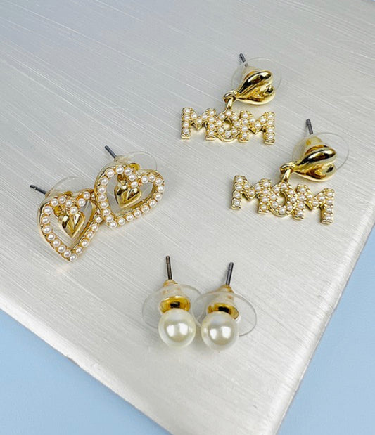 Mom Pearl Earring Set