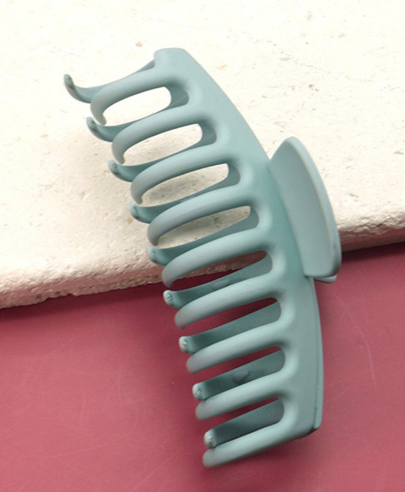 Medium hair clips